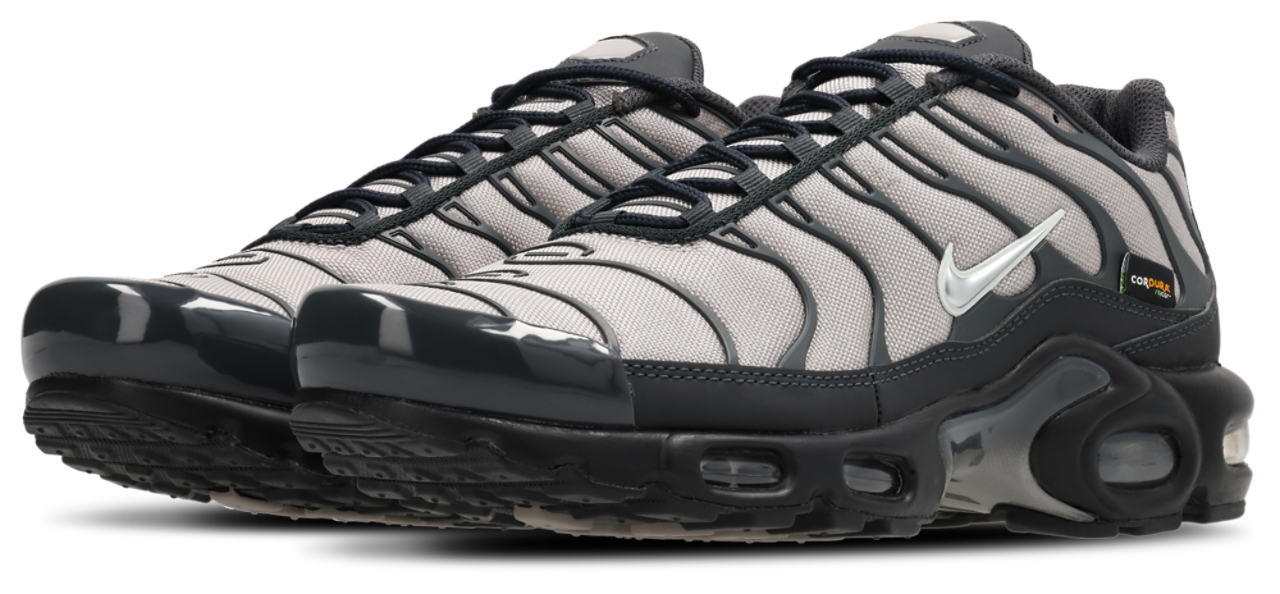 Nike Air Max Tuned 1 Image 2 sur 7. Appuyez pour ouvrir la galerie de photos.