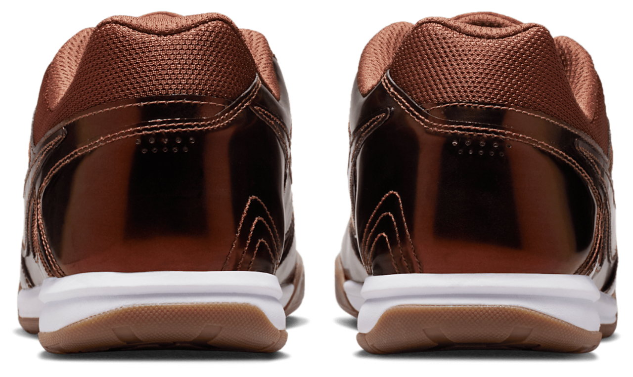 Nike Gato Afbeelding 6 van 6. Tik om de fotogalerij te openen..