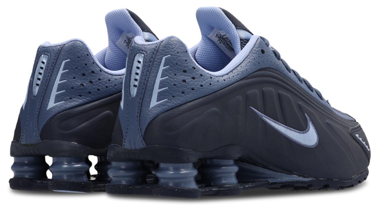 Nike Shox R4 Imagen 3 de 7. Toque para abrir la galería de fotos.