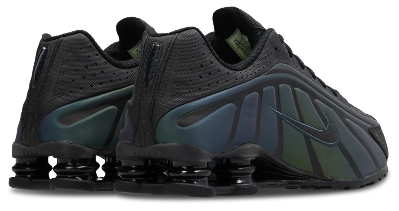 Nike Shox R4 Bild 3 von 7. Antippen, um die Fotogalerie zu öffnen.