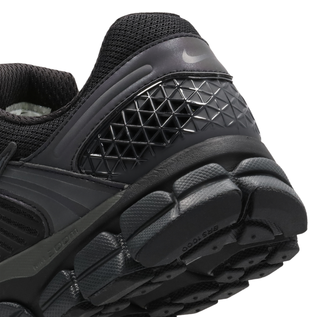Nike Zoom Vomero 5 Image 7 of 7. Tap to open photo gallery.