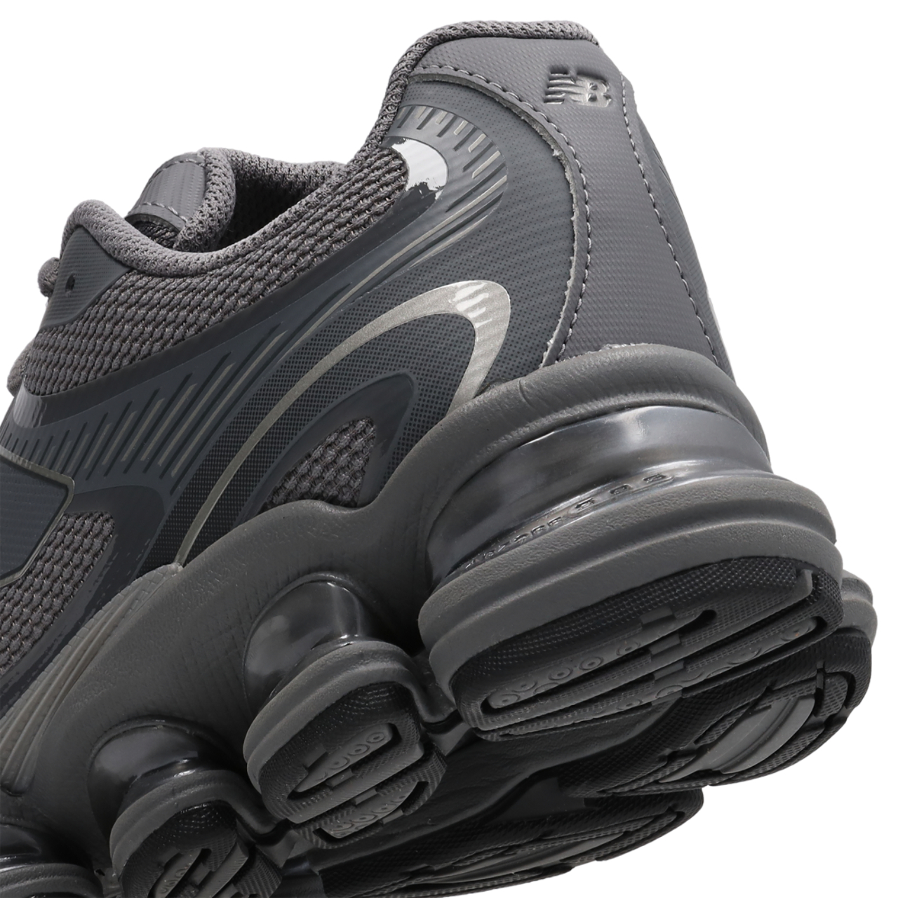 New Balance Abzorb 2000 Image 7 sur 7. Appuyez pour ouvrir la galerie de photos.