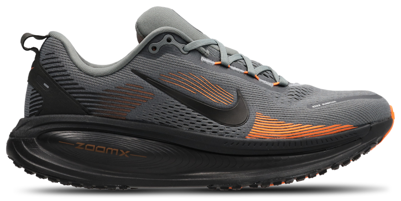 Nike Zoom Vomero 18 Image 1 of 7. Tap to open photo gallery.