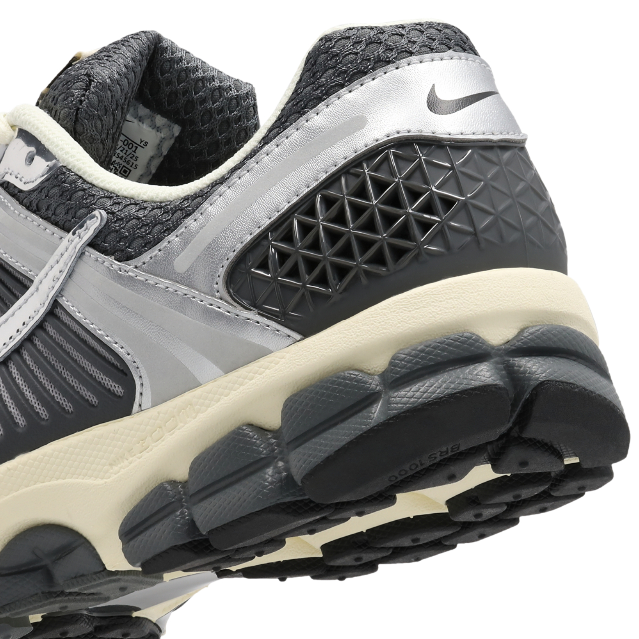 Nike Zoom Vomero 5 Image 7 of 8. Tap to open photo gallery.