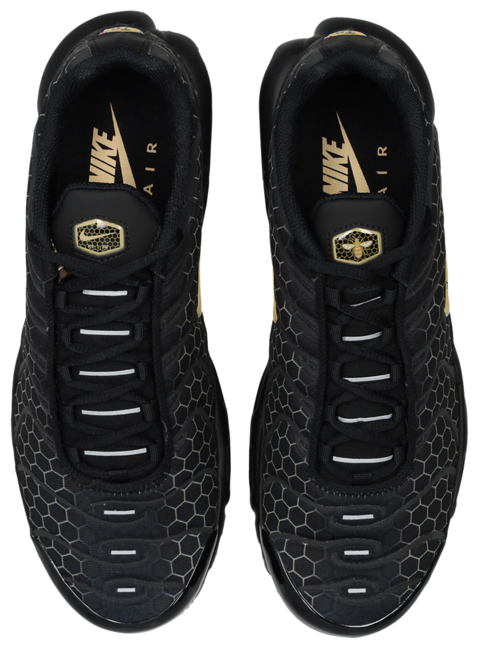 Nike Air Max Tuned 1 Manchester Image 6 of 9. Tap to open photo gallery.