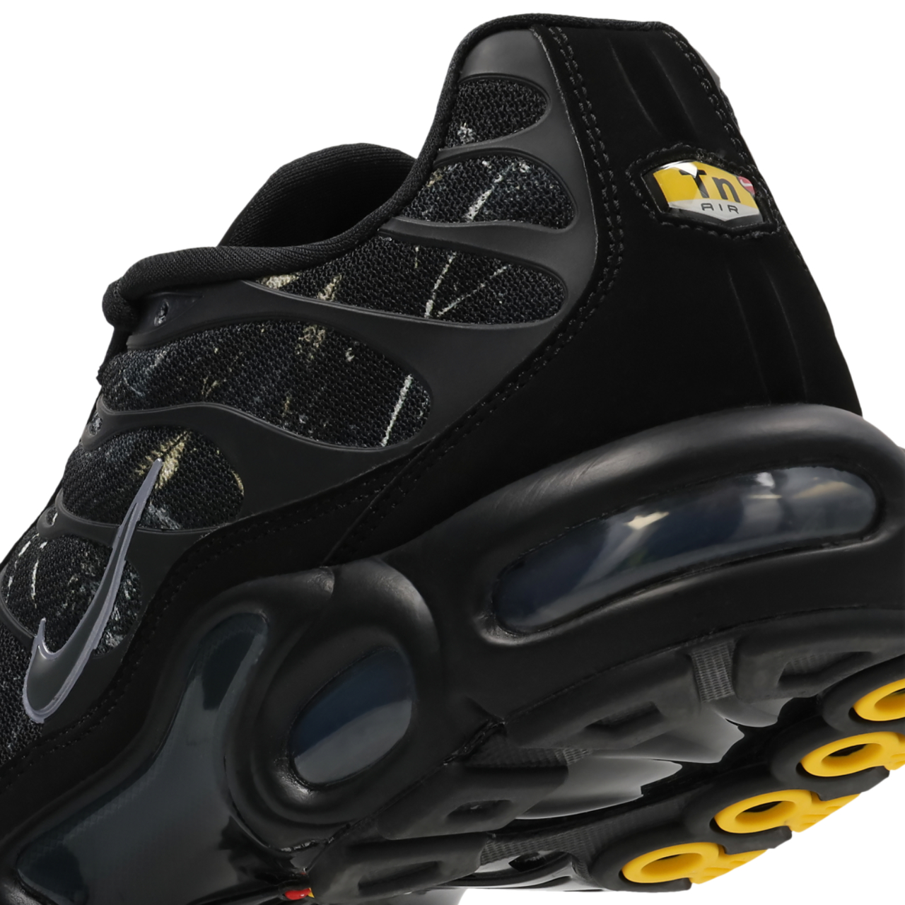 Nike Air Max Tuned 1 Image 7 sur 7. Appuyez pour ouvrir la galerie de photos.