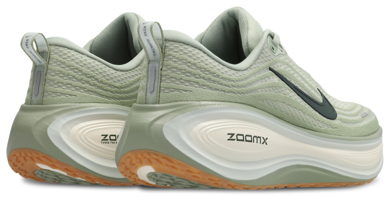Nike Zoom Vomero Plus Imagen 3 de 8. Toque para abrir la galería de fotos.
