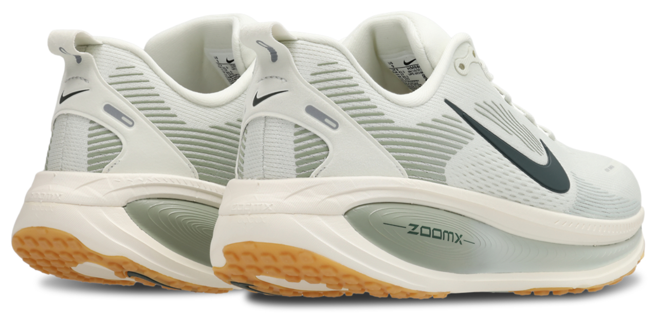 Nike Zoom Vomero 18 Imagen 3 de 7. Toque para abrir la galería de fotos.