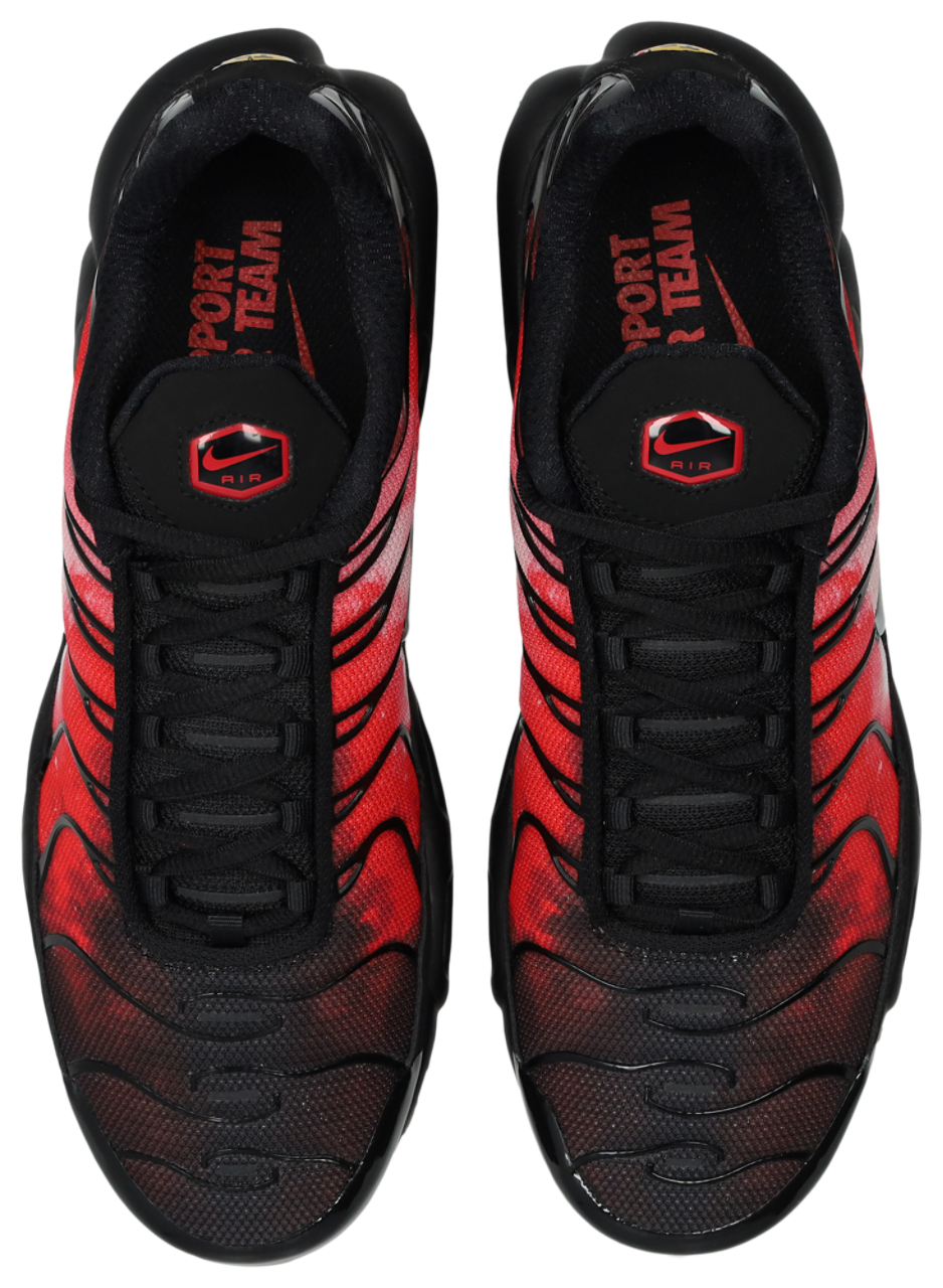 Nike Air Max Tuned 1 Image 5 of 7. Tap to open photo gallery.