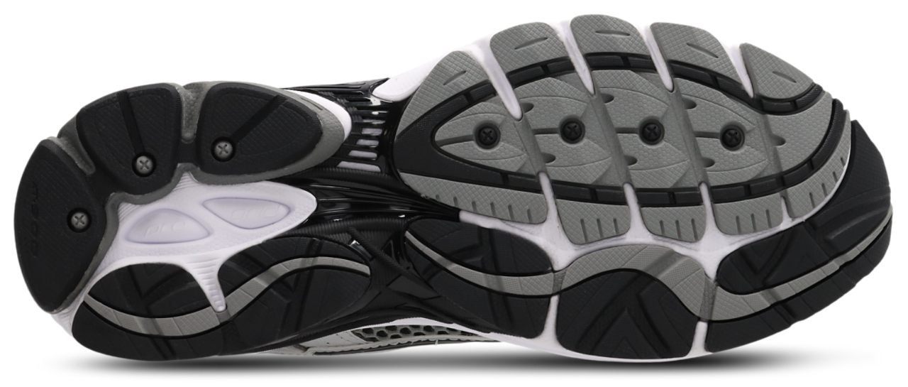 Saucony Progrid Omni 9 Image 6 of 7. Tap to open photo gallery.