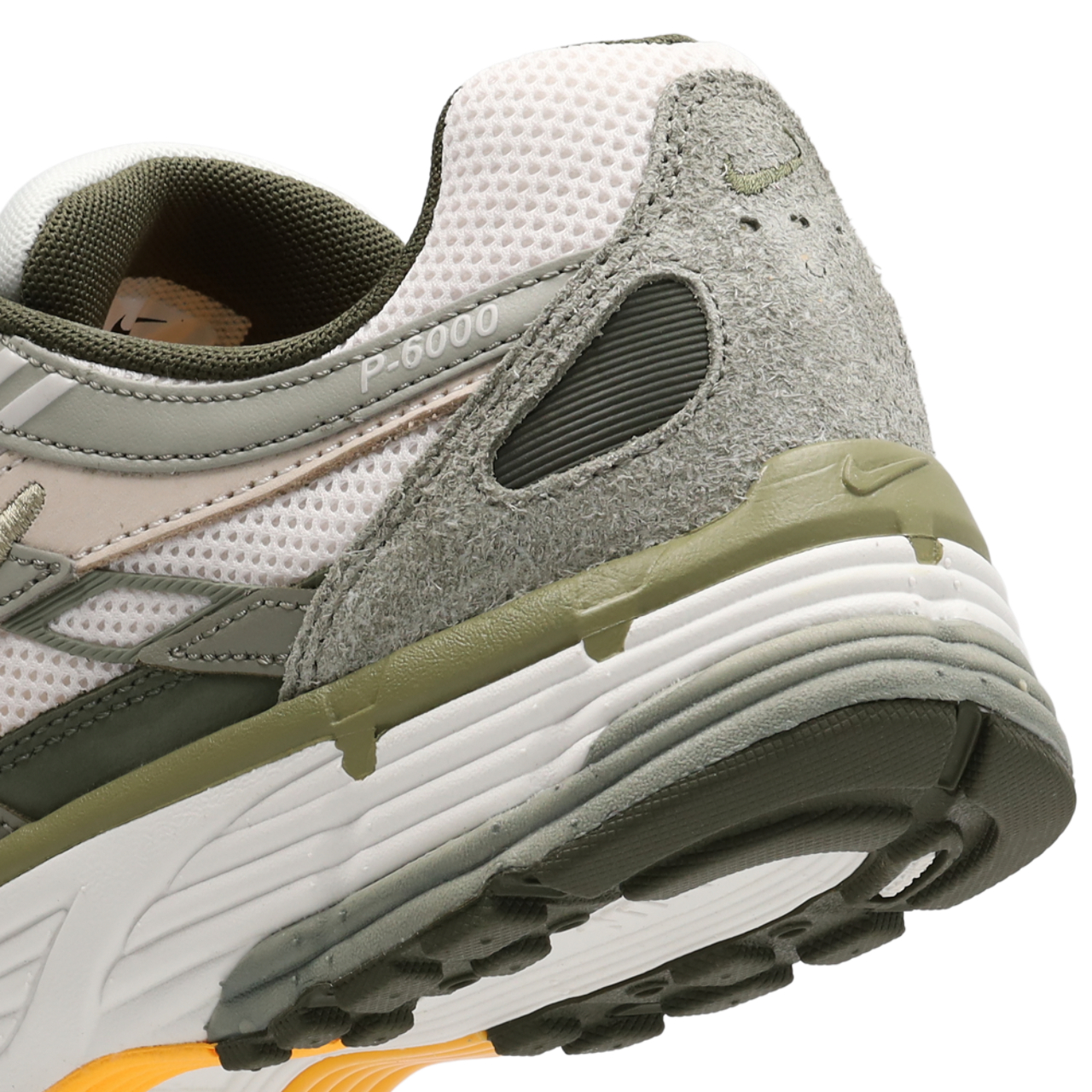 Nike P-6000 Afbeelding 7 van 8. Tik om de fotogalerij te openen..