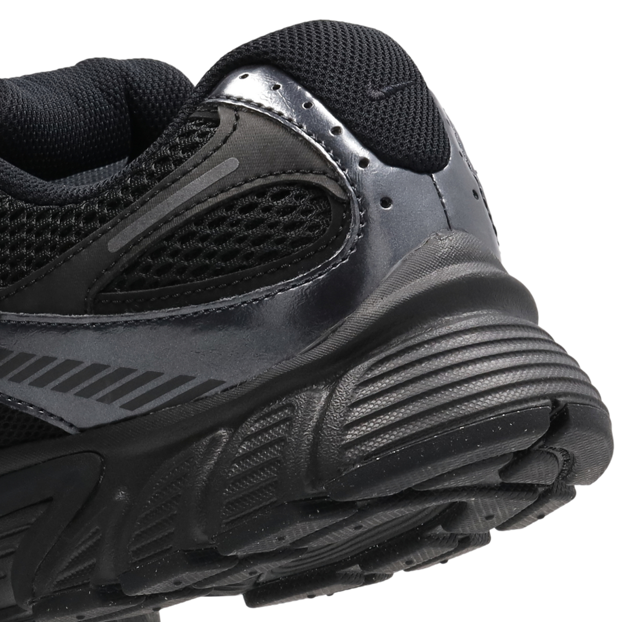 Nike V5 Rnr Image 7 of 8. Tap to open photo gallery.