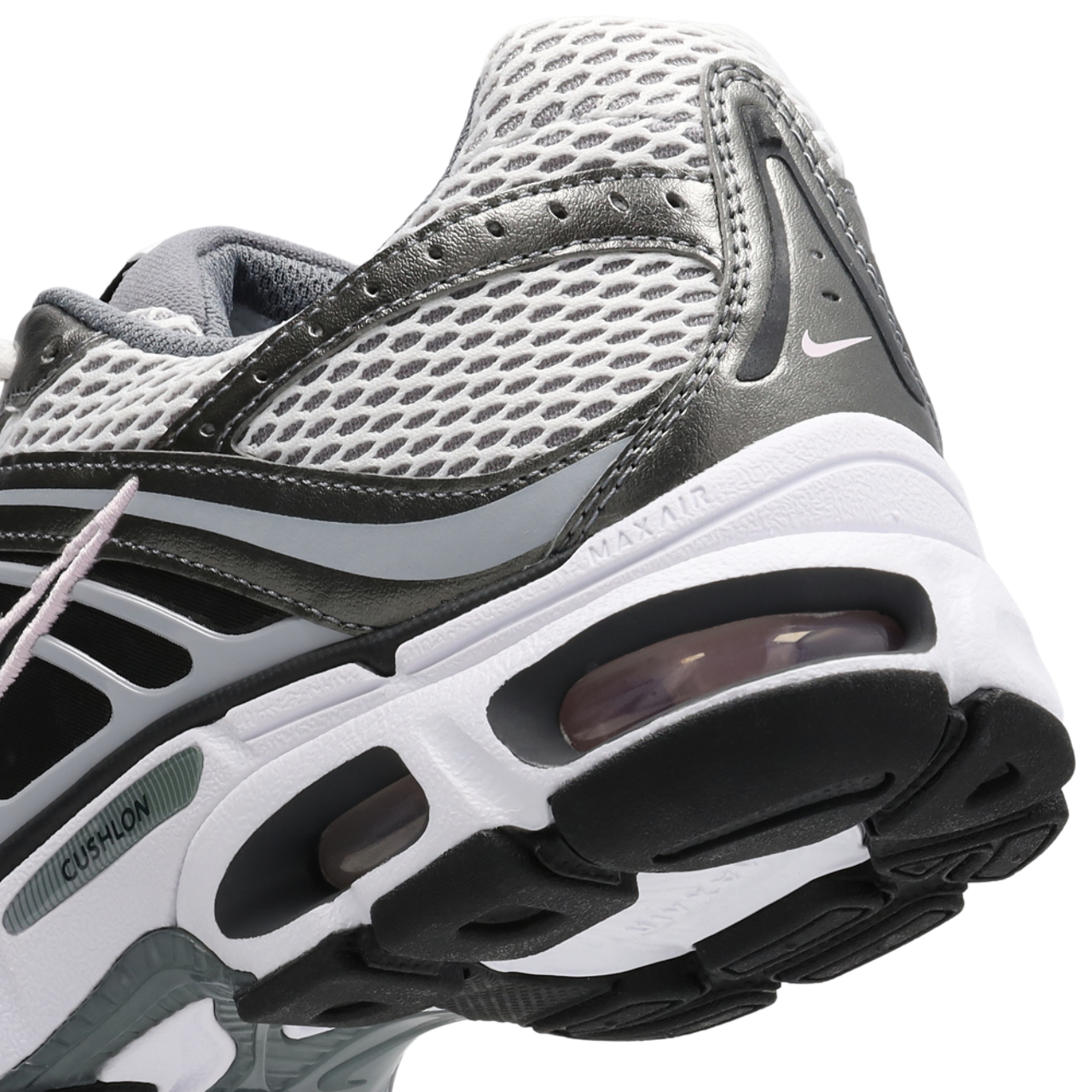 Nike Air Max Moto 2K Image 7 sur 8. Appuyez pour ouvrir la galerie de photos.