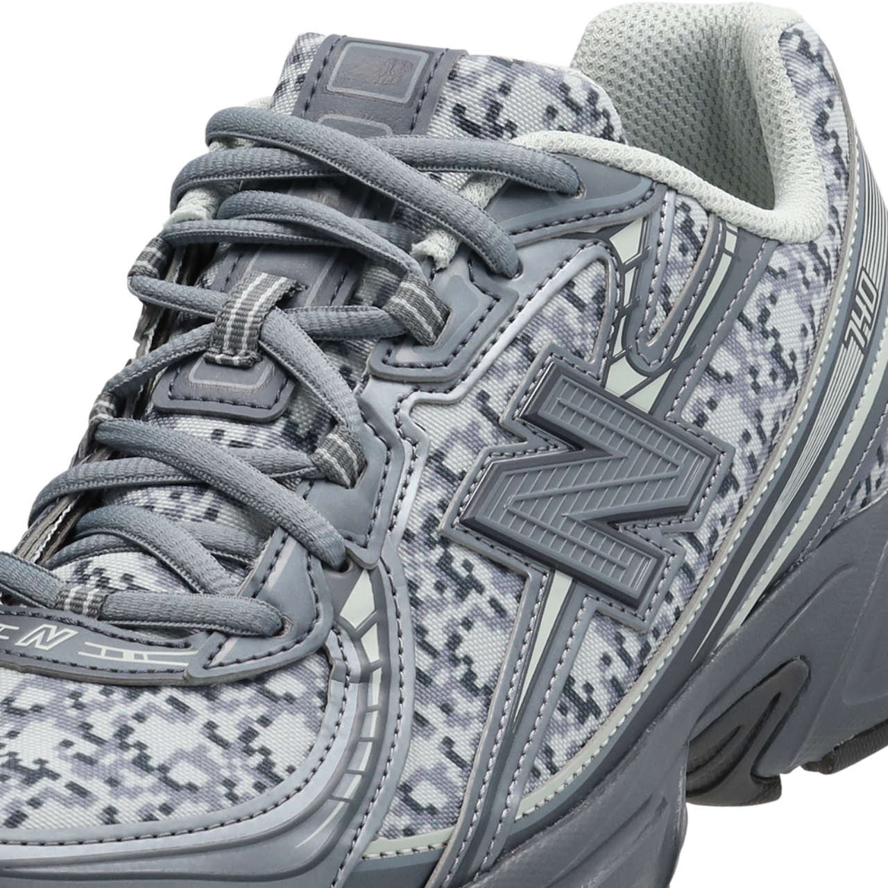 New Balance 740 Image 8 of 8. Tap to open photo gallery.