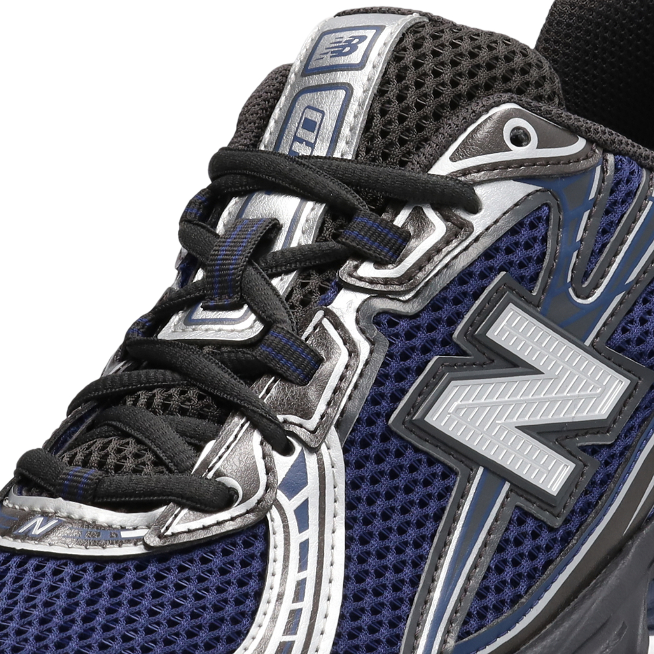 New Balance 740 Image 8 of 8. Tap to open photo gallery.