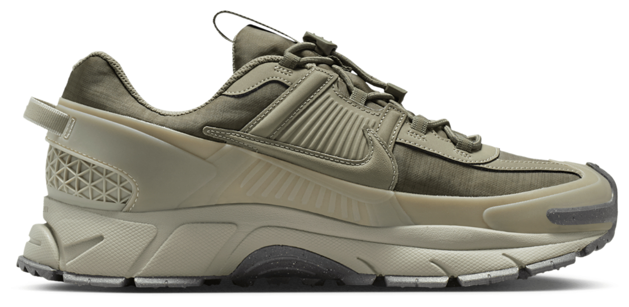 Nike Zoom Vomero Roam Image 1 sur 6. Appuyez pour ouvrir la galerie de photos.