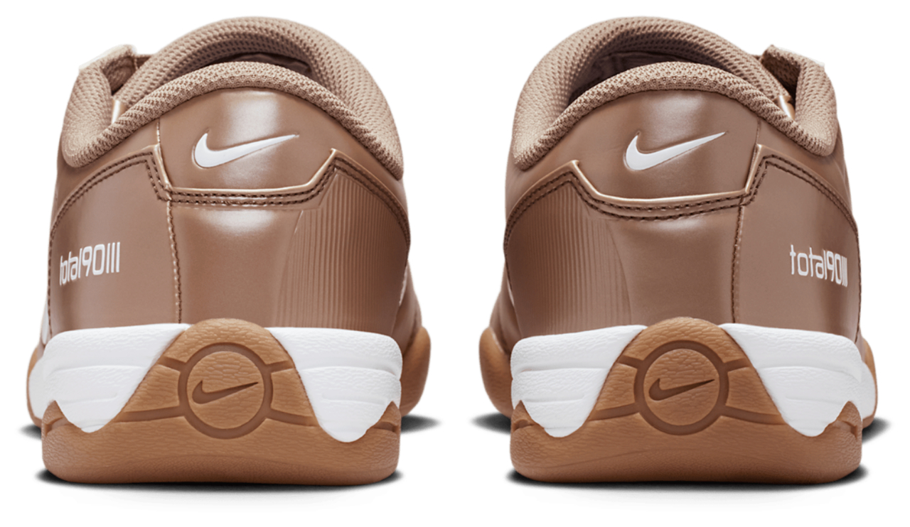 Nike Total 90 Image 6 sur 6. Appuyez pour ouvrir la galerie de photos.