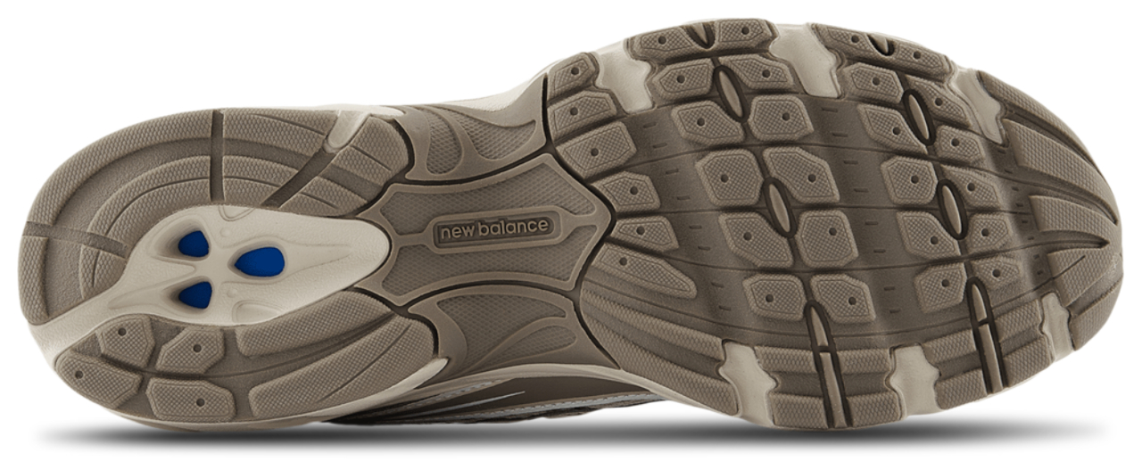 New Balance 740 Afbeelding 5 van 5. Tik om de fotogalerij te openen..