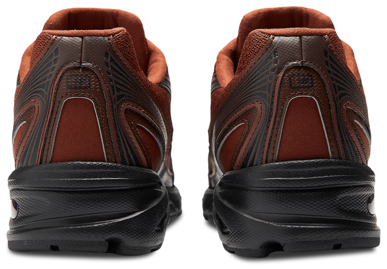 New Balance 740 Afbeelding 3 van 5. Tik om de fotogalerij te openen..
