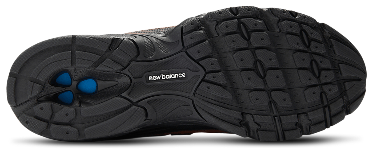 New Balance 740 Afbeelding 5 van 5. Tik om de fotogalerij te openen..
