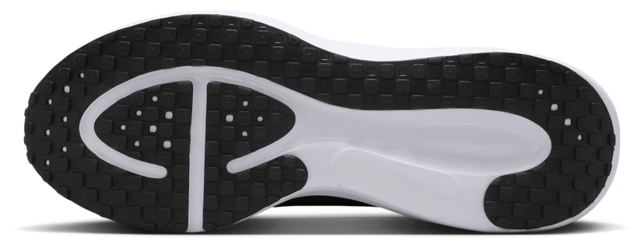 Nike Revolution 8 Image 5 of 6. Tap to open photo gallery.