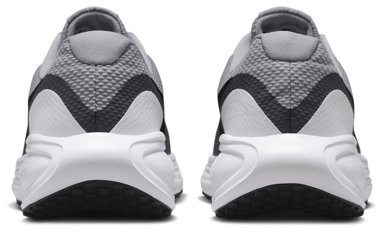 Nike Revolution 8 Image 6 of 6. Tap to open photo gallery.