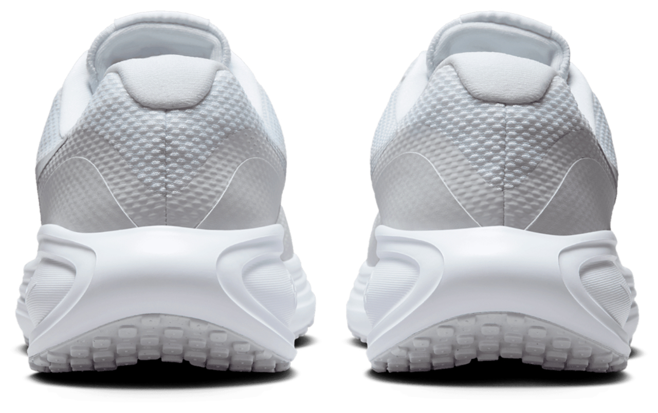 Nike Revolution 8 Image 6 sur 6. Appuyez pour ouvrir la galerie de photos.