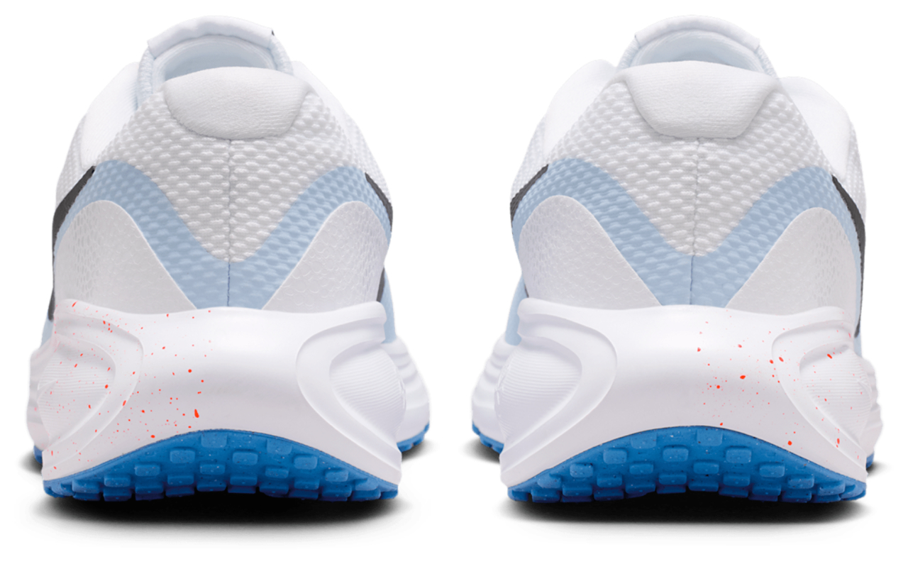 Nike Revolution 8 Image 6 of 6. Tap to open photo gallery.