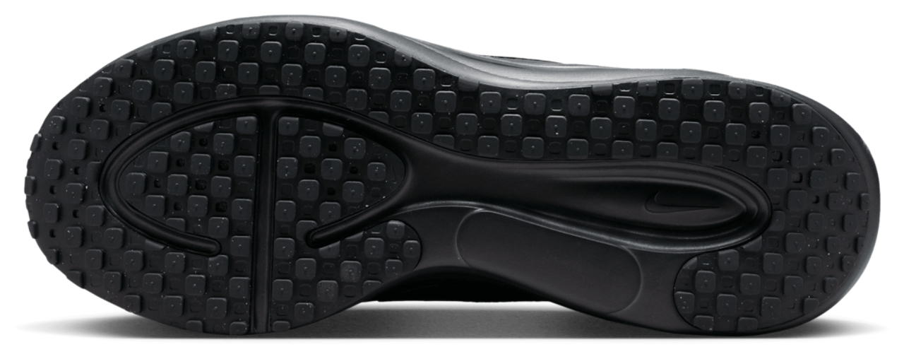 Nike Revolution 8 Easyon Image 5 of 6. Tap to open photo gallery.