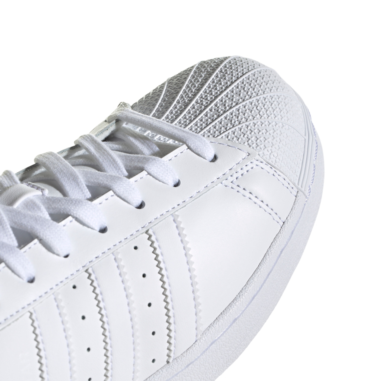 adidas Superstar Imagen 9 de 10. Toque para abrir la galería de fotos.