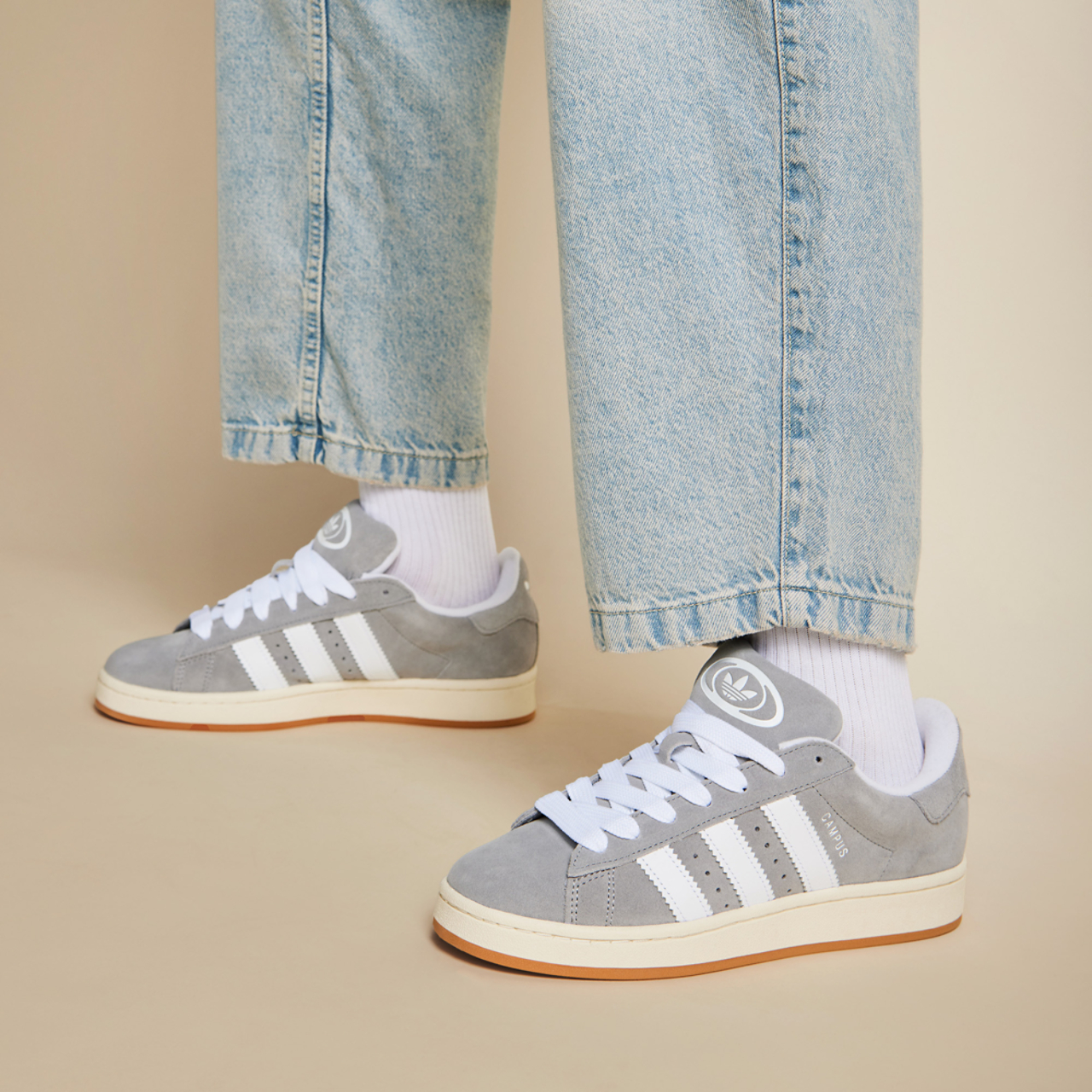 adidas Campus 00s Afbeelding 3 van 8. Tik om de fotogalerij te openen..