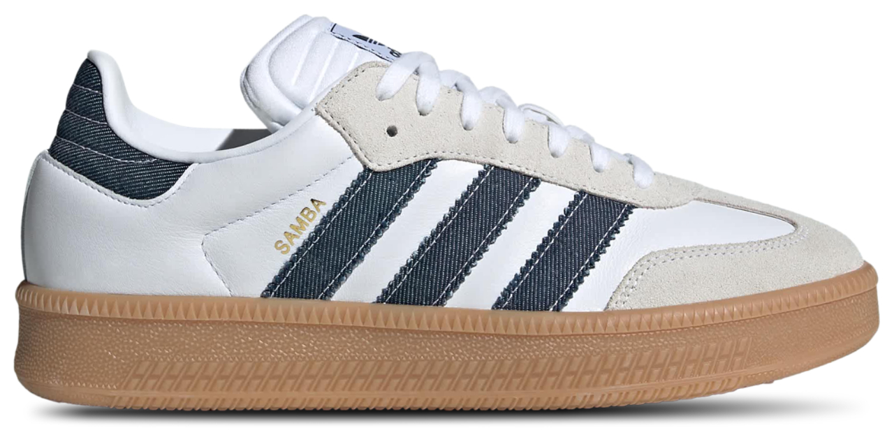 adidas Samba XLG Image 1 sur 6. Appuyez pour ouvrir la galerie de photos.