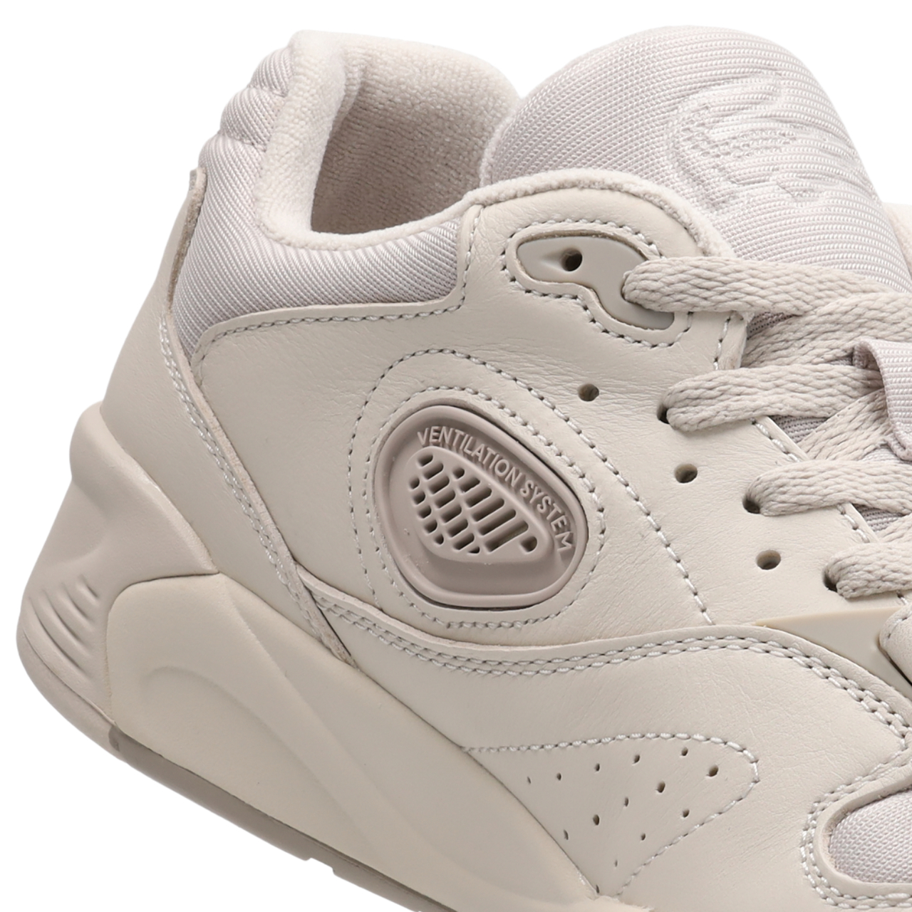Lacoste Game Trainer Pro Image 8 sur 8. Appuyez pour ouvrir la galerie de photos.