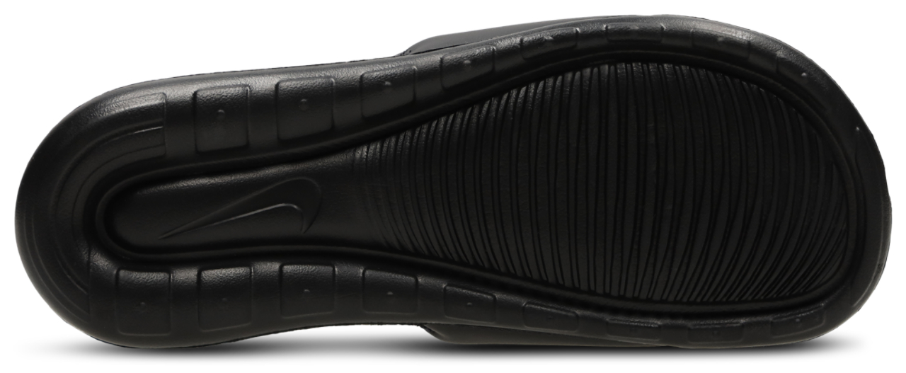 Nike Victori One Image 6 of 7. Tap to open photo gallery.