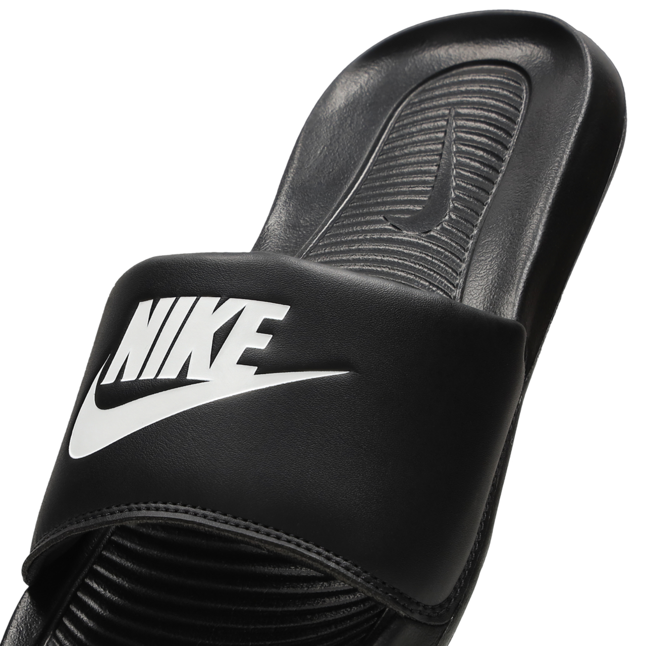 Nike Victori One Image 7 of 7. Tap to open photo gallery.