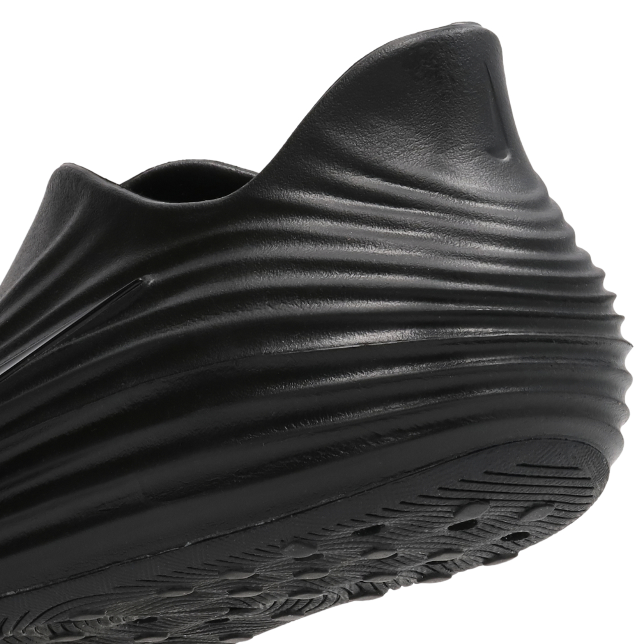 Nike Reactx Rejuven8 Image 8 of 8. Tap to open photo gallery.
