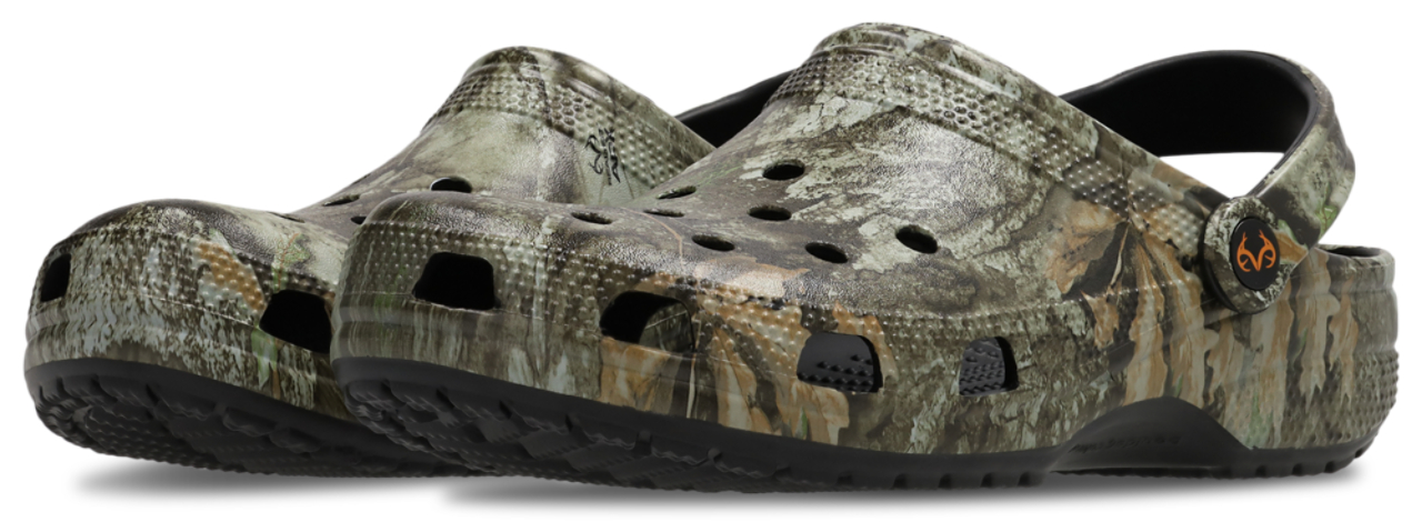 Crocs Realtree Apx Classic Clog Image 2 of 8. Tap to open photo gallery.