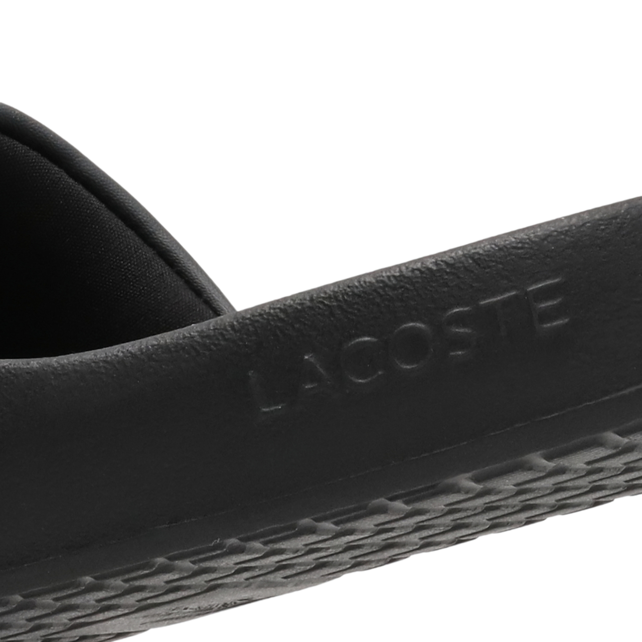 Lacoste Serve Slide 1 Image 8 sur 8. Appuyez pour ouvrir la galerie de photos.
