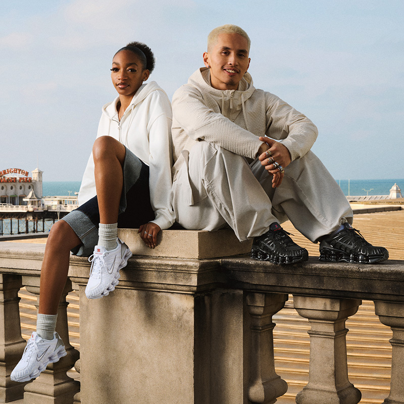 Nike Shox TL Image 3 sur 9. Appuyez pour ouvrir la galerie de photos.