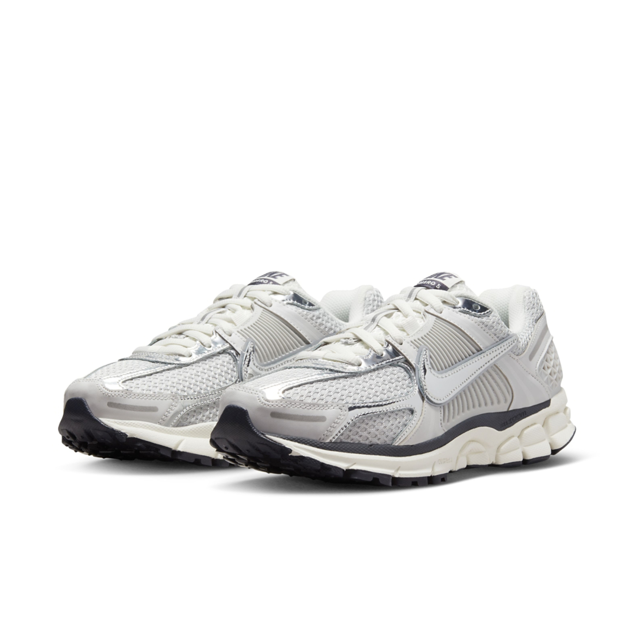 Nike Zoom Vomero 5 Image 2 of 6. Tap to open photo gallery.