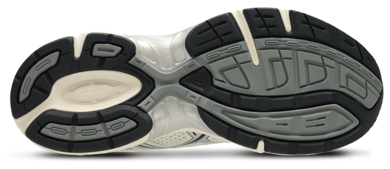 Asics GEL-1130 Image 6 of 7. Tap to open photo gallery.