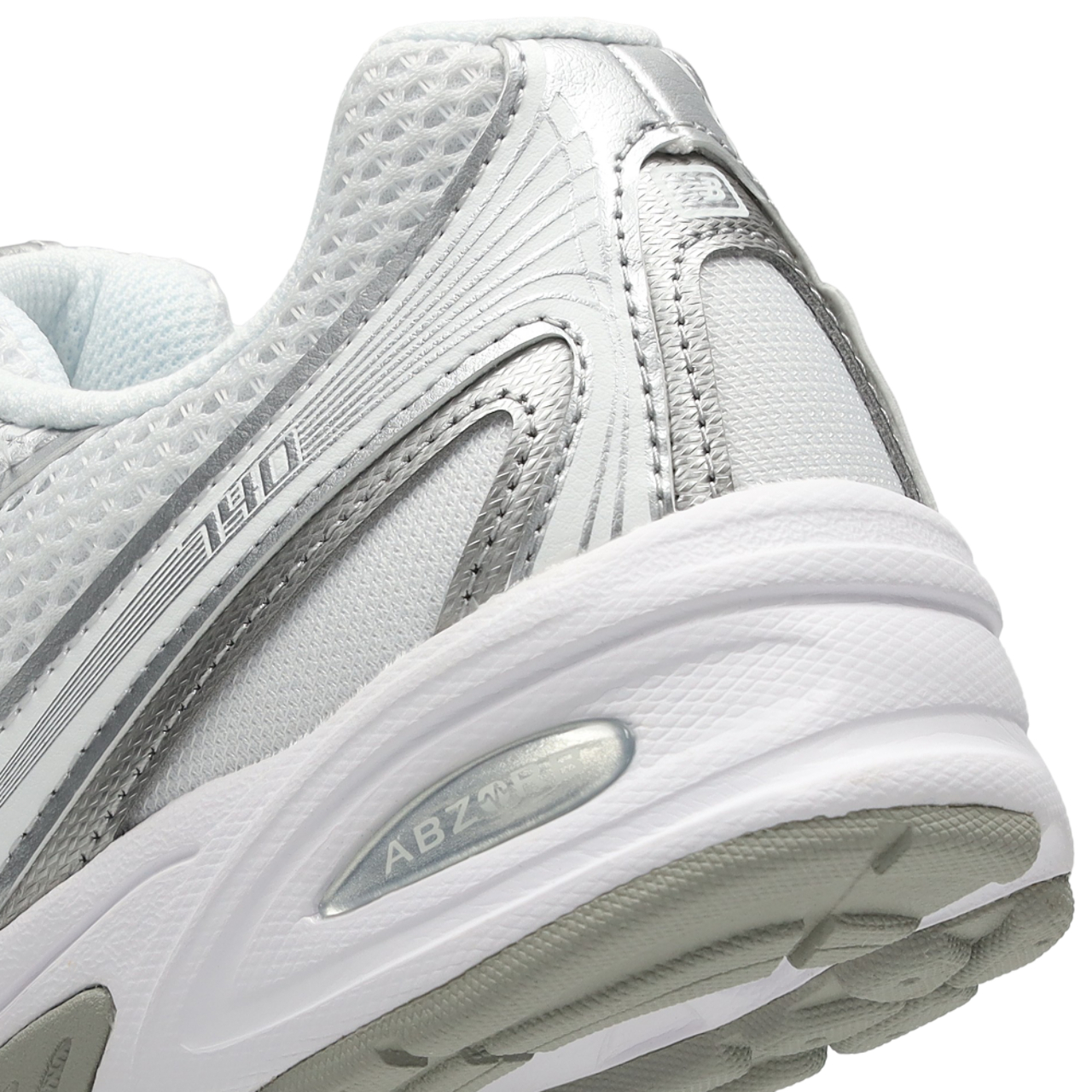 New Balance 740 Image 7 of 7. Tap to open photo gallery.