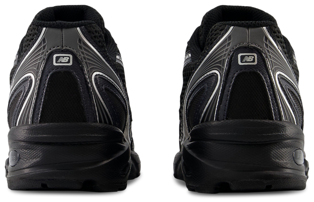 New Balance 740 Image 3 sur 6. Appuyez pour ouvrir la galerie de photos.
