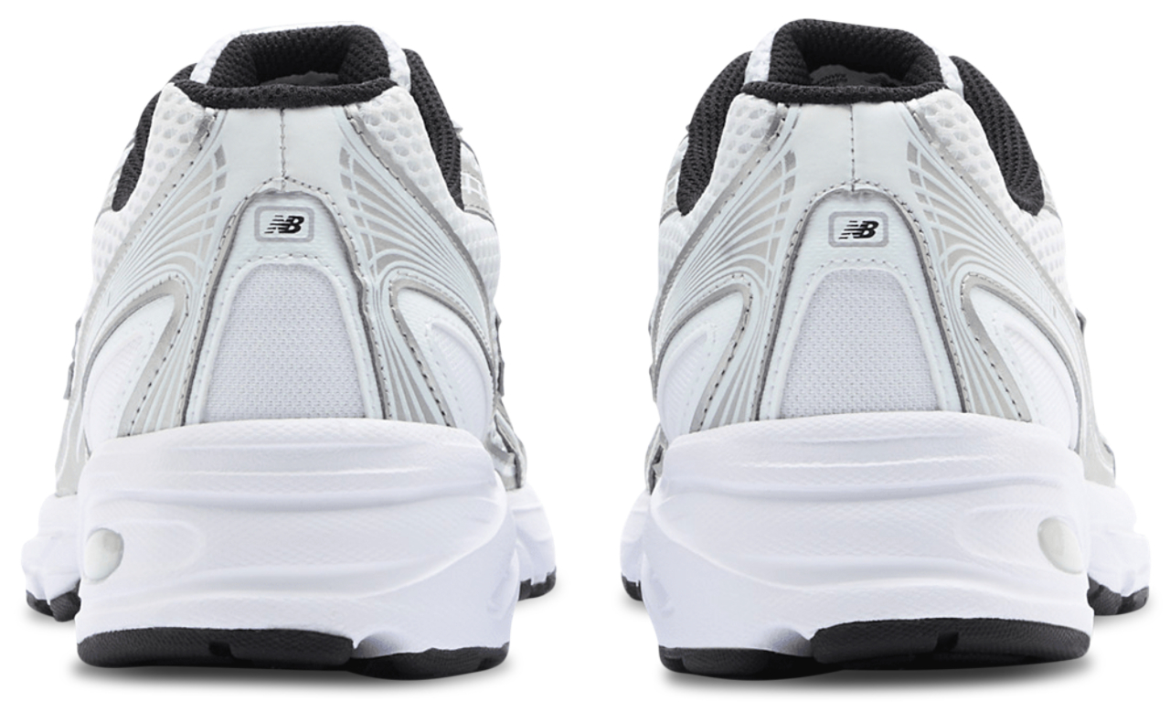 New Balance 740 Afbeelding 3 van 6. Tik om de fotogalerij te openen..