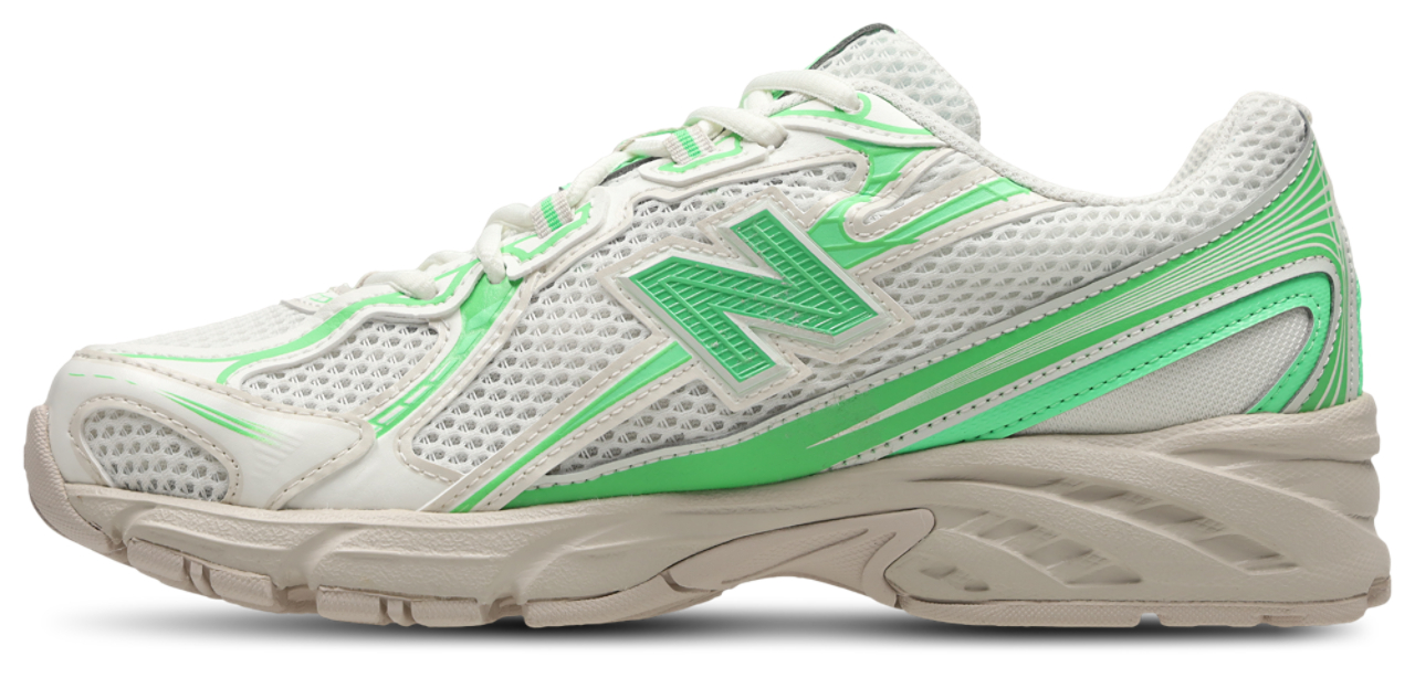 New Balance 740 Image 4 of 8. Tap to open photo gallery.