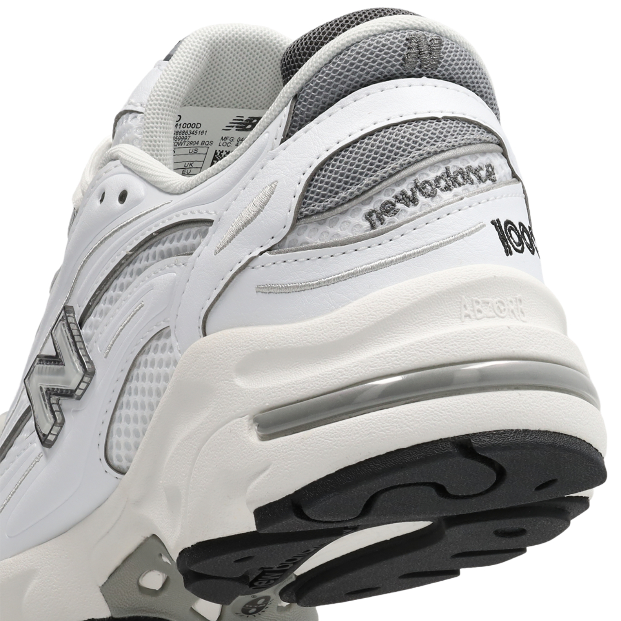 New Balance 1000 Image 7 sur 8. Appuyez pour ouvrir la galerie de photos.
