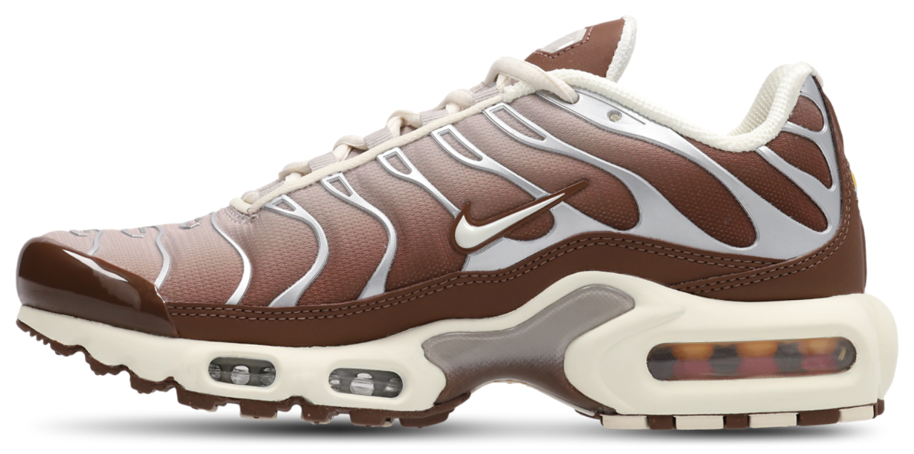 Nike Air Max Tuned 1 Image 4 of 7. Tap to open photo gallery.