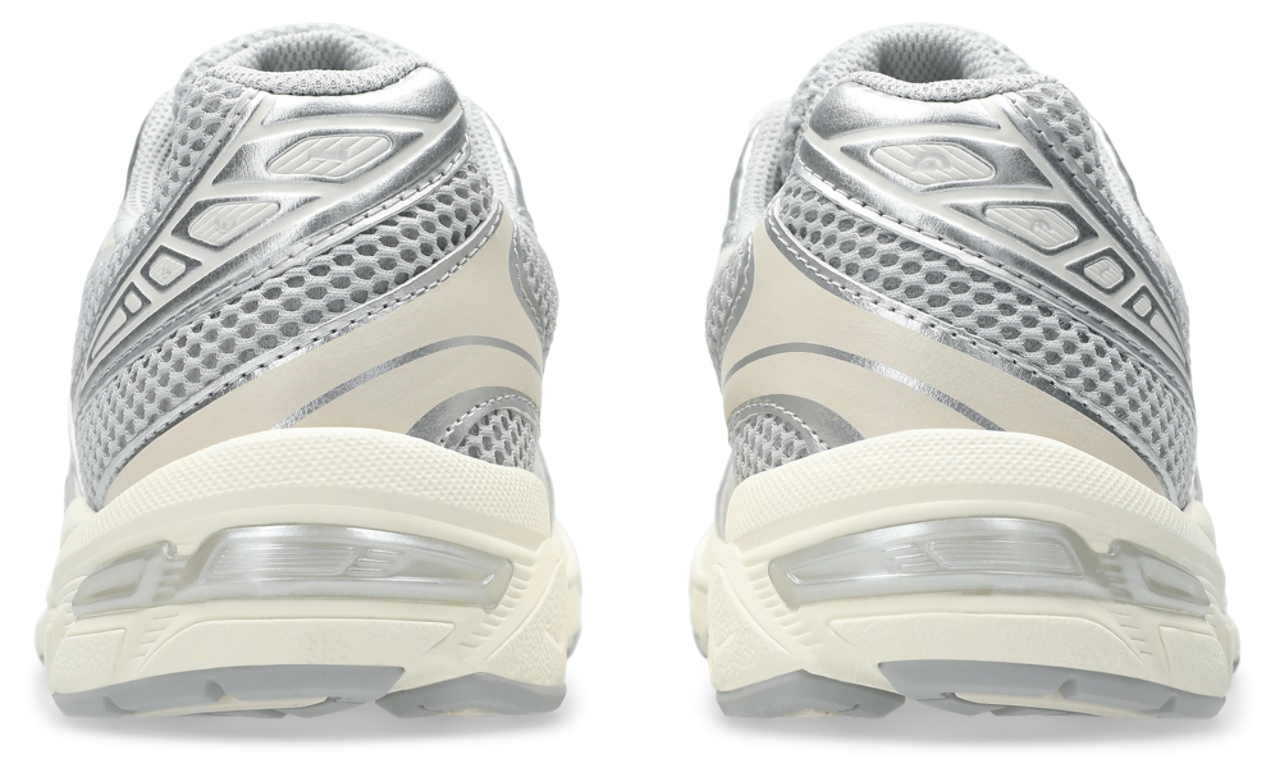 Asics GEL-1130 Image 2 of 5. Tap to open photo gallery.