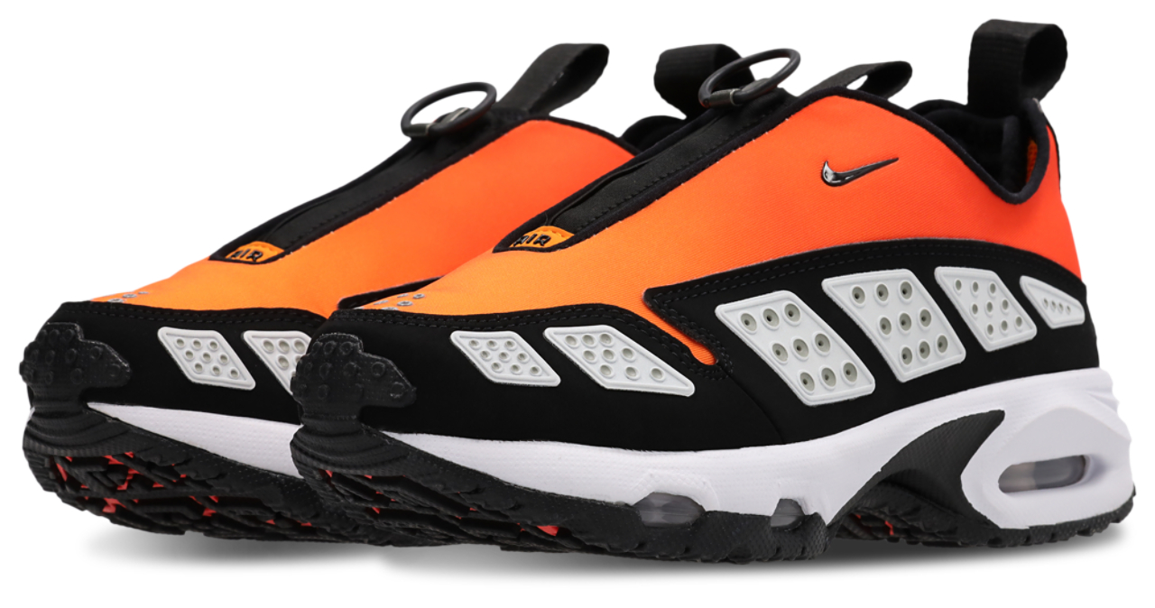 Nike Air Max SNDR Image 4 of 9. Tap to open photo gallery.