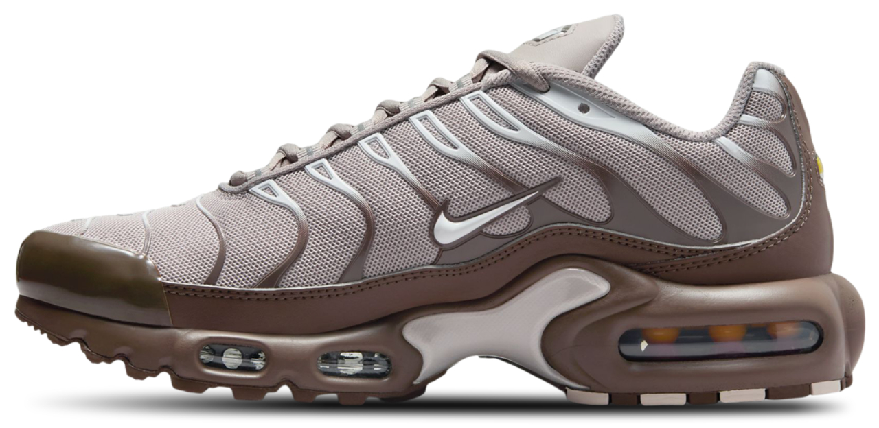 Nike Air Max Tuned 1 Image 3 of 6. Tap to open photo gallery.